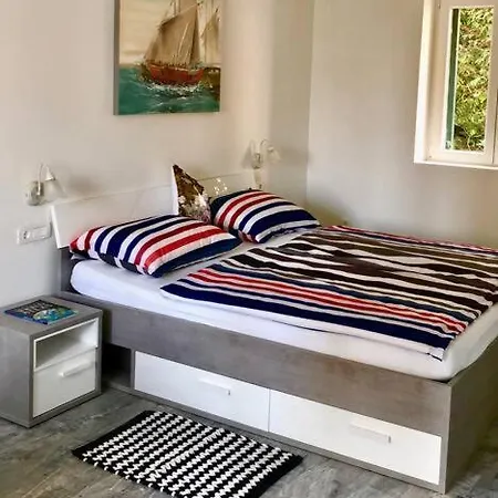 Luxury Studio 2 Near Palace And Beach شقة