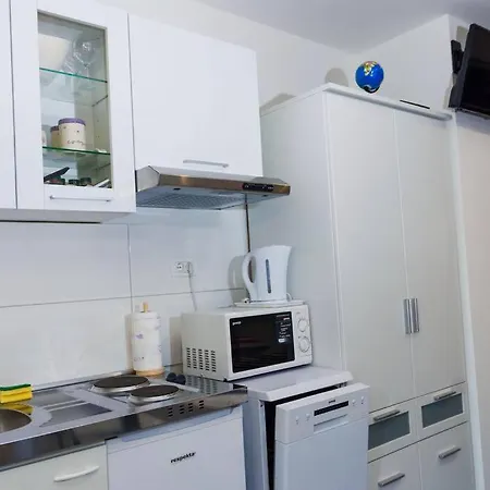 Luxury Studio 2 Near Palace And Beach شقة